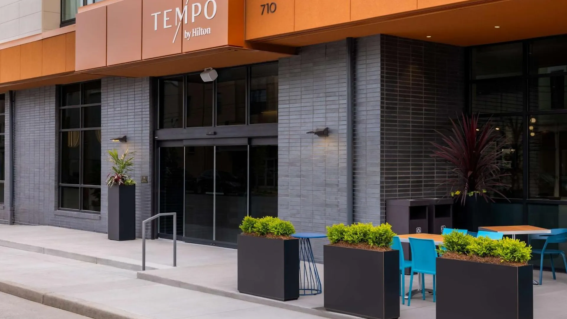 Hotel Tempo By Hilton Louisville Downtown Nulu