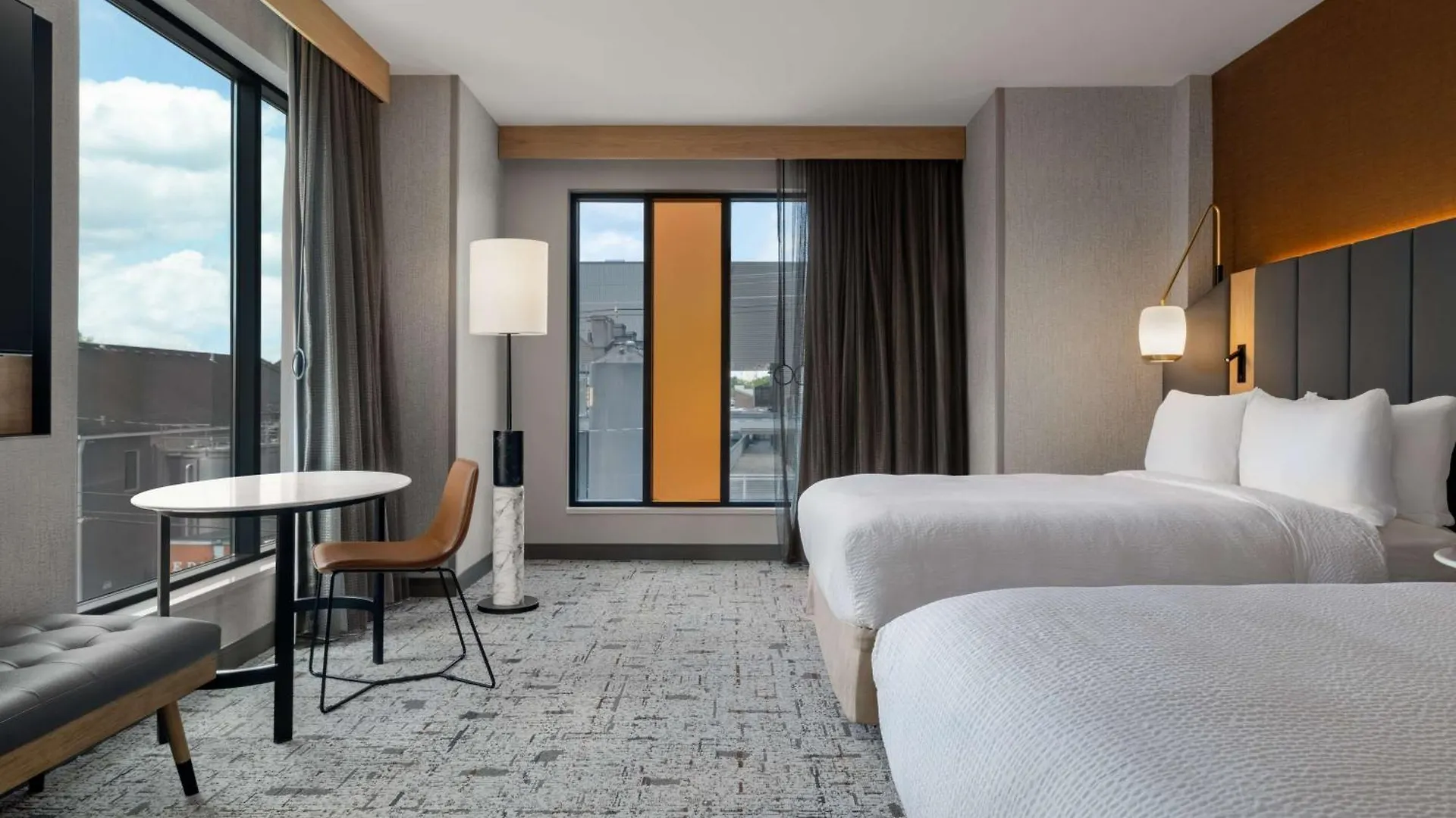 Tempo By Hilton Louisville Downtown Nulu 3*,  United States