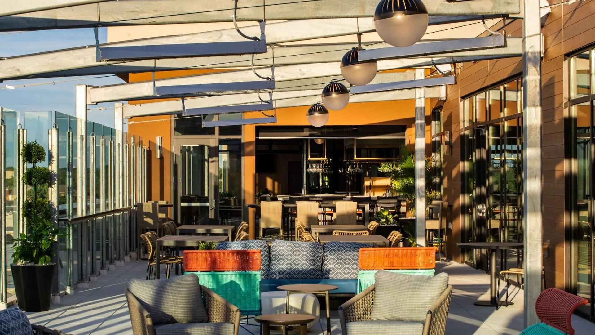 *** Hotel Tempo By Hilton Louisville Downtown Nulu United States